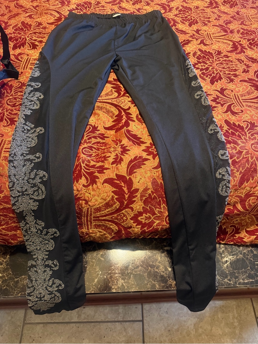 VENUS Black Leggings with Silver Scroll Side Detail